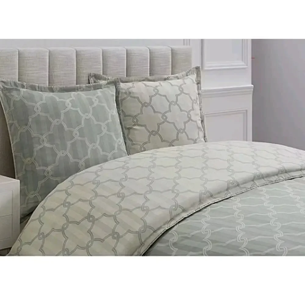 Liz Claiborne Adelaide 3pm Comforter Set Weathered Gray Geometric NEW Reversible